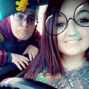 Meet your Posher, Sierra